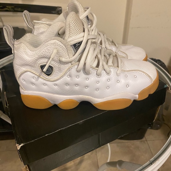 Jordan’s - Picture 5 of 5